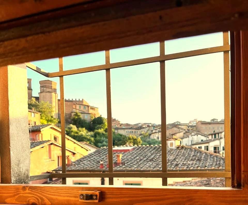 Апартаменты Loft 47 Сиена Экстерьер фото